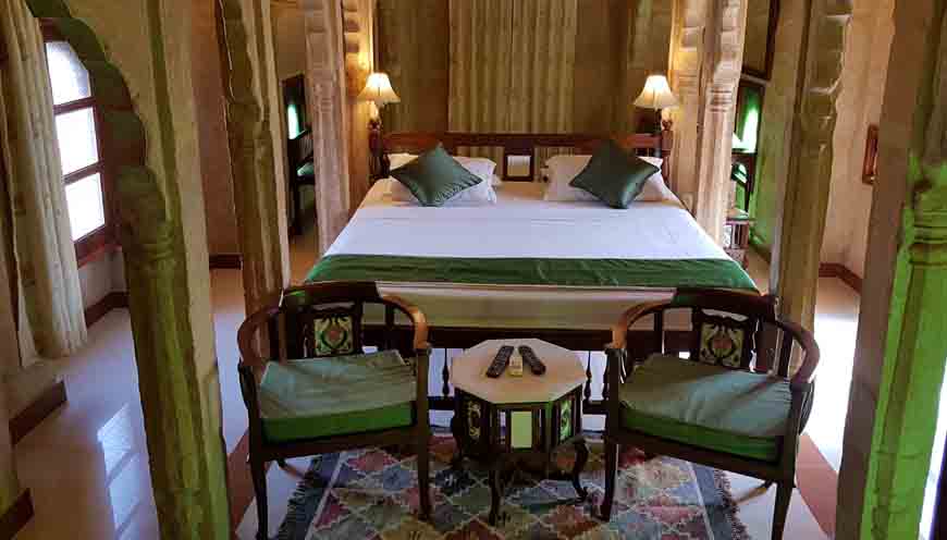 WelcomHeritage Mandir Palace- Golden Suite